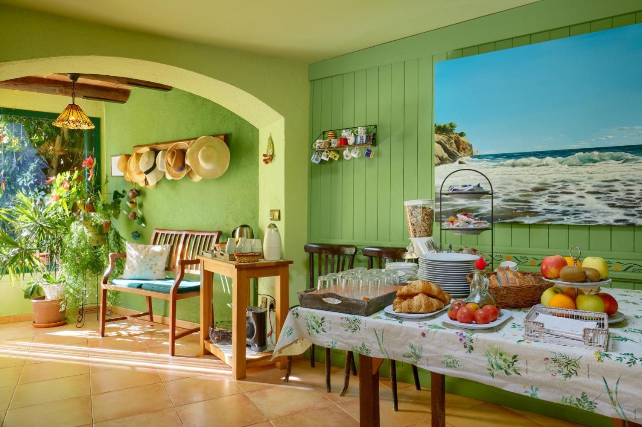 Casa Rural Can Coll Garriguella Dış mekan fotoğraf